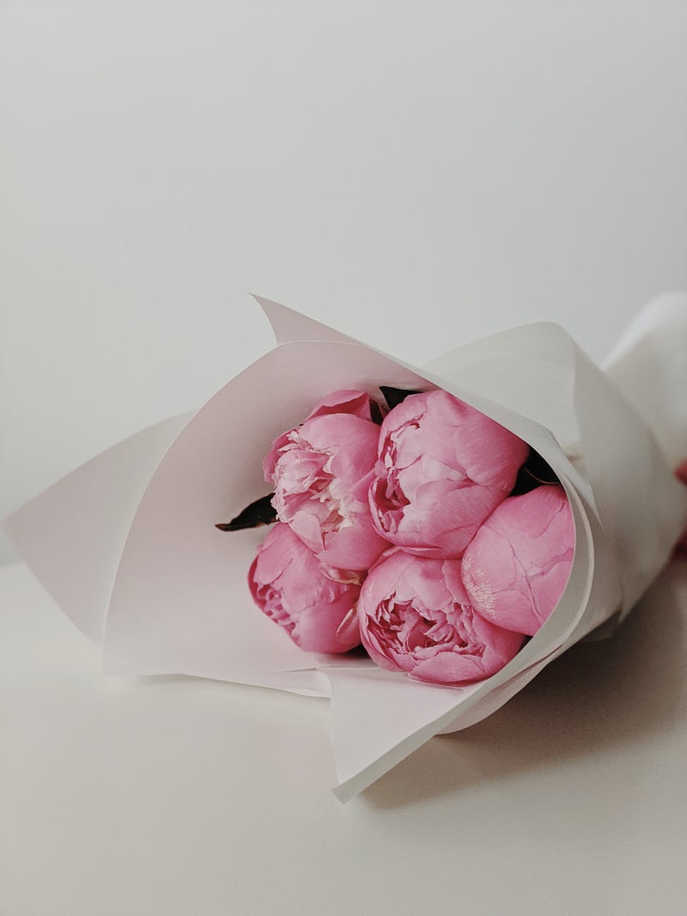 Pink and White Paper Bouquet – Paper Posies LDN