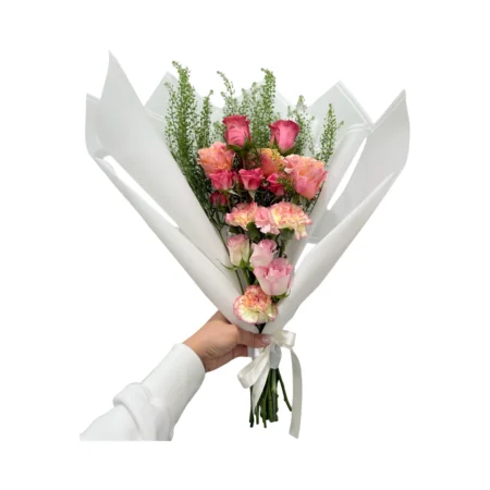 Sweet Bloom – Handheld Rose & Carnation Bouquet